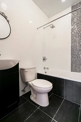 Rented by EXR | media 19