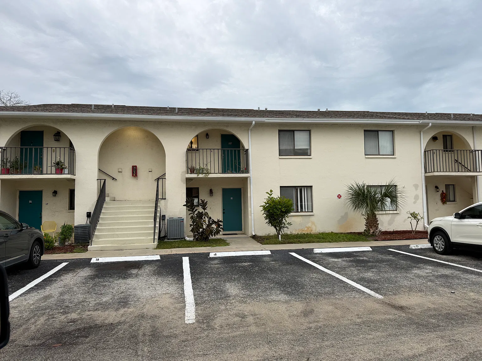 2 bed, 1200 sqft, $2,350 — Photo 1