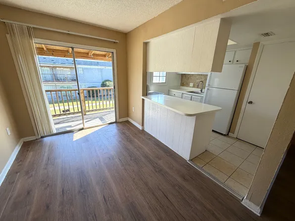 2785 L B McLeod Rd, Orlando, FL