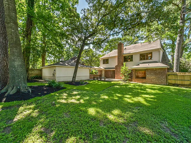 3910 Misty Gardens Ct — Photo 10