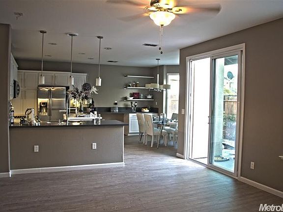 4th image of 2128 Bradburn Dr