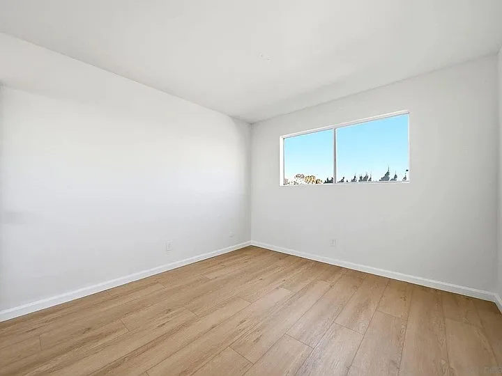 3 bed, 1.5 bath, 952 sqft, $1,200 — Photo 4