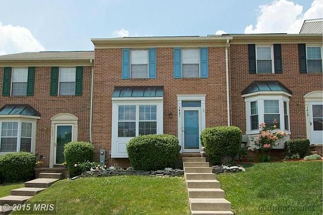 1st image of 1421 Primrose Pl