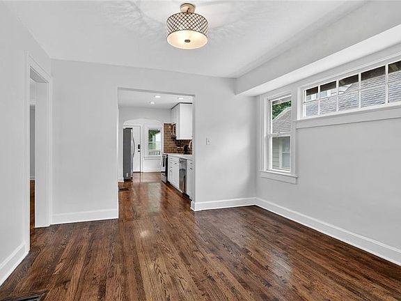 4th image of 5831 Tracy Ave