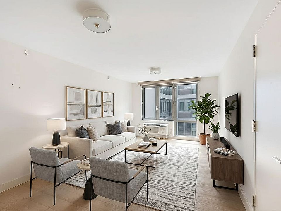 1st image of 2128 Ocean Ave #8C
