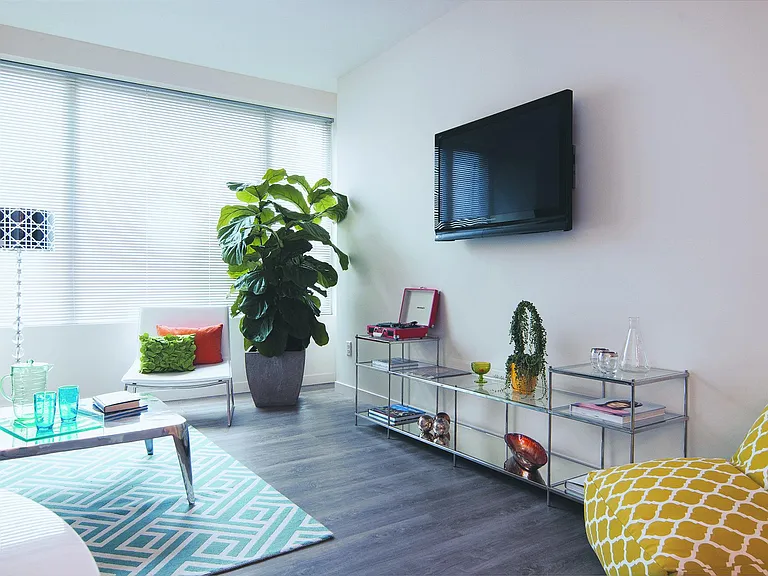 Innova Apartments — Photo 44
