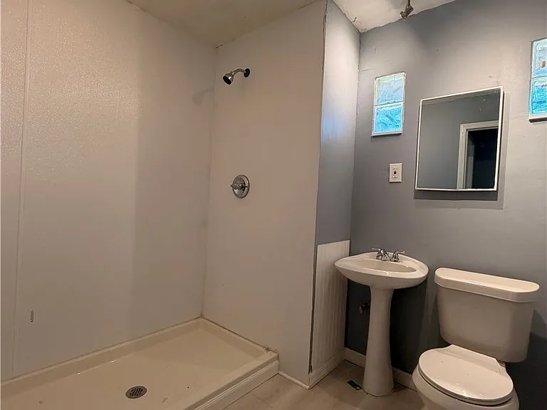8406 Sevigny Dr — Photo 10