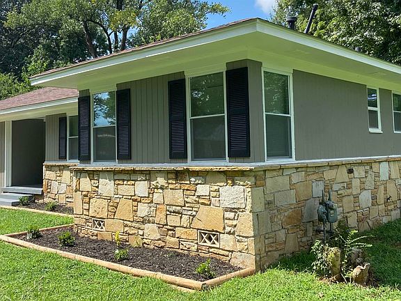 2nd image of 1216 Timothy Dr