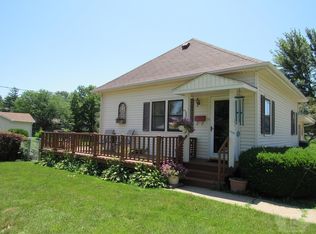301 S Davis St, Bloomfield, IA 52537