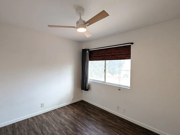 2363 W Hemlock Ct — Photo 28