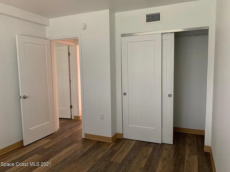 2421 Stone St #205 — Photo 12