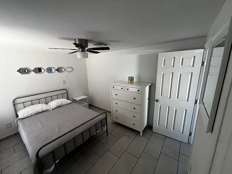 2145 N Belvedere Ave — Photo 6