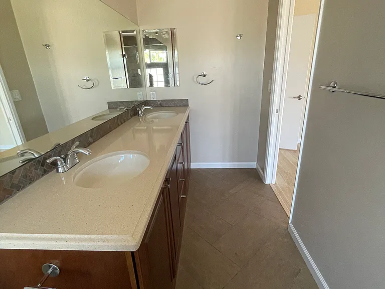 8526 Old Vine Rd — Photo 13