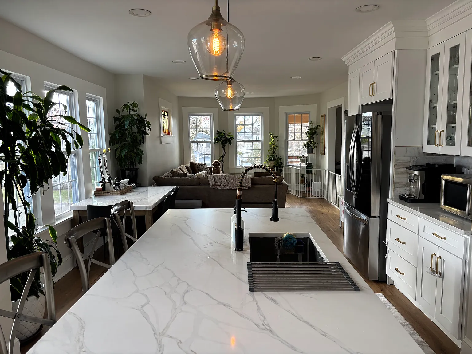4 bed, 2000 sqft, $5,100 — Photo 4