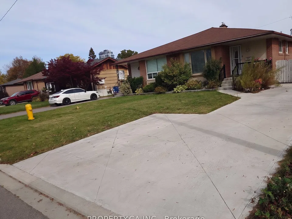 883 Grenoble Blvd #BASEMENT