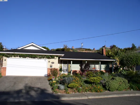2525 Lakeview Dr, San Leandro, CA 94577