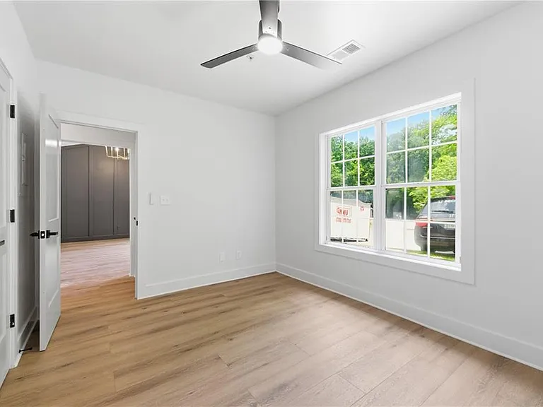 320 Shoal Creek Rd #101 — Photo 13
