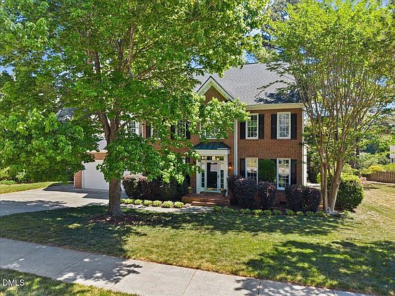 2nd image of 4206 Heathgate Ln