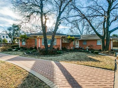 924 E Worth St, Grapevine, TX, 76051