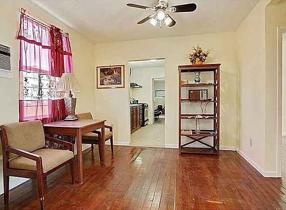 5th image of 1527 Congress St