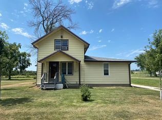 207 Park St, Woodbine, IA 51579