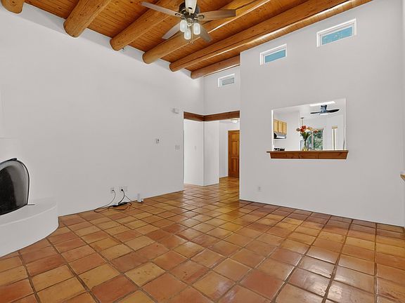 5th image of 3028 Sandia Cir