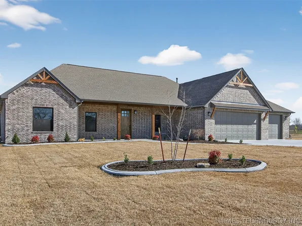 3077 S 4322nd Rd, Pryor, OK 74361