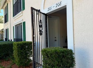 13715 Richmond Park Dr N Unit 201, Jacksonville, FL 32224