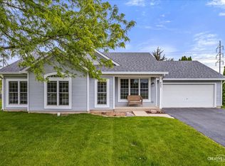 427 Barnaby Dr, Oswego, IL 60543