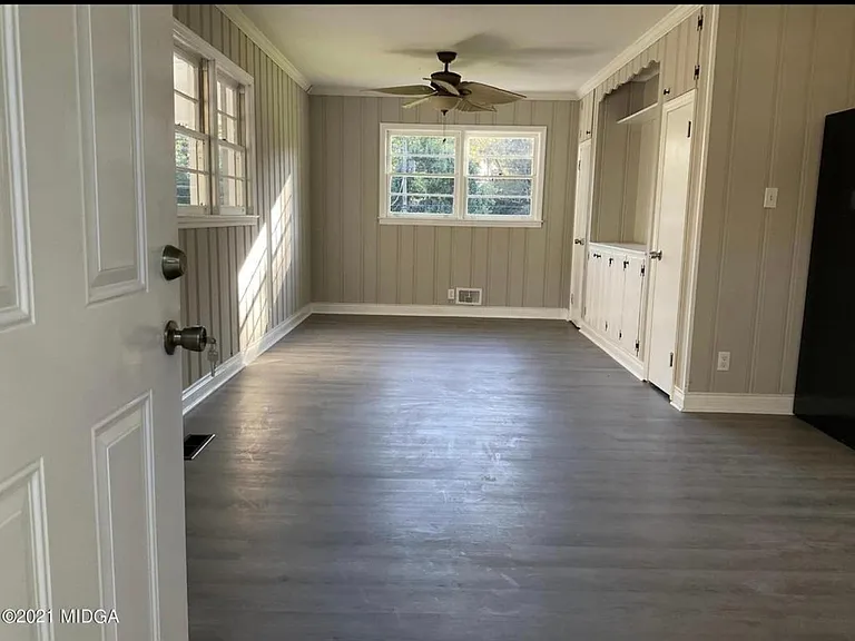 2929 Southshore Dr — Photo 8