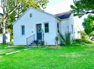 806 W Washington St, Newton, IL 62448