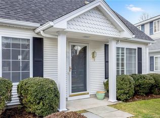 40 Oenoke Pl APT 21, Stamford, CT 06907