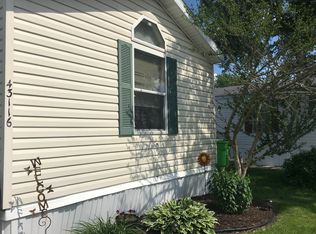 43116 Frontenac Ave, Sterling Heights, MI