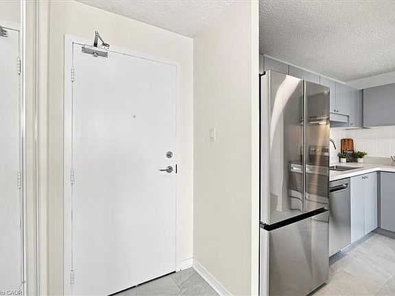 3rd image of 2900 Battleford Rd #1112