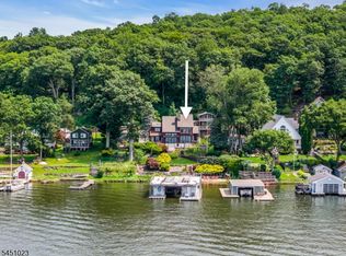 79 Castle Rock Rd, Lake Hopatcong, NJ 07849