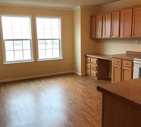 5th image of 109 Hines Dr
