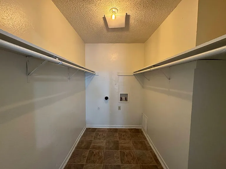4308 Lake Rd — Photo 39