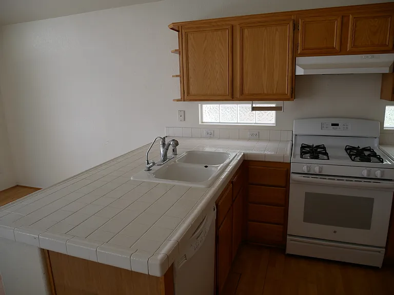 1183 Evening Canyon Ave — Photo 8