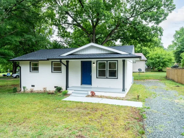 1322 Elm St, Burlington, NC 27217