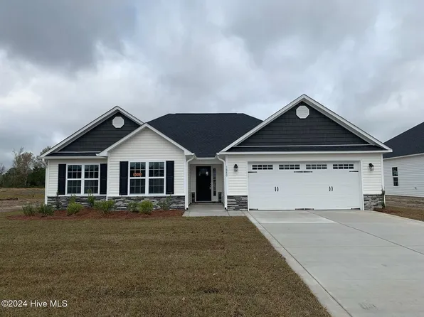 1880 Olde Towne Pointe Boulevard, Jacksonville, NC 28546