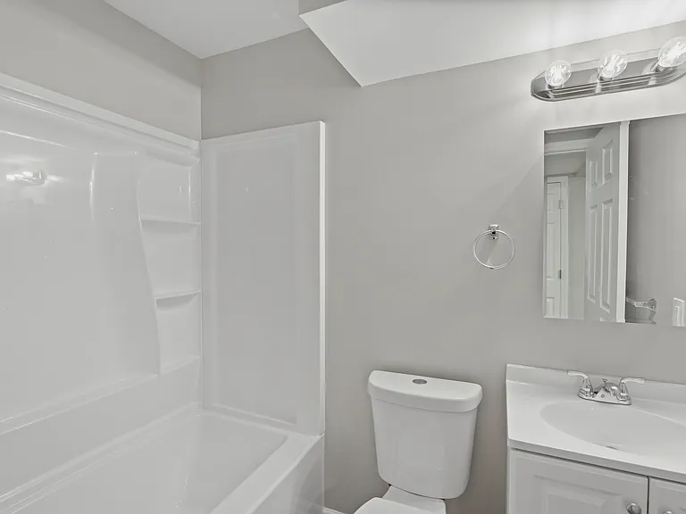 816 Asylum St #1 — Photo 4