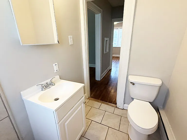415-419-423 Probasco St — Photo 27