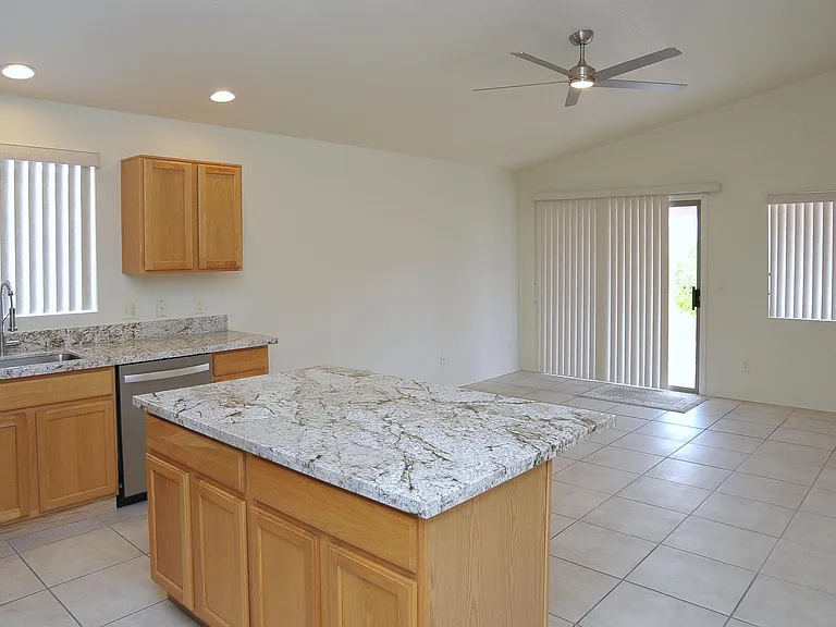 2633 W Cezanne Cir — Photo 16