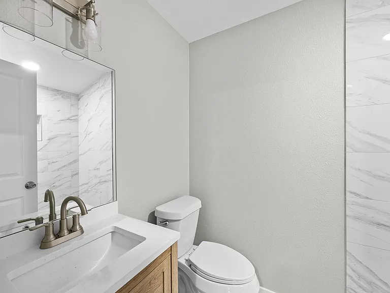 3916 Kennon St — Photo 15