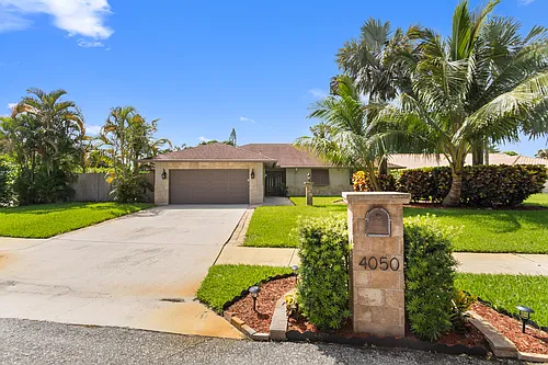 4050 NW 7th Ln Photo 1