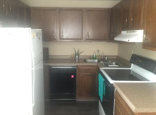 1214 9th Ave N APT 4, Fargo, ND 58102