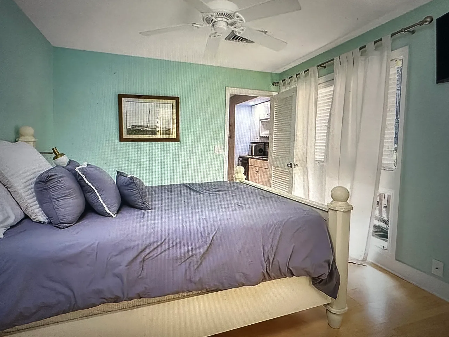 2 bed, 796 sqft, $2,500 — Photo 3