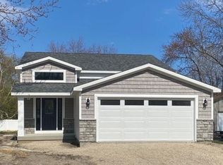 4111 122nd St, Pleasant Prairie, WI 53158