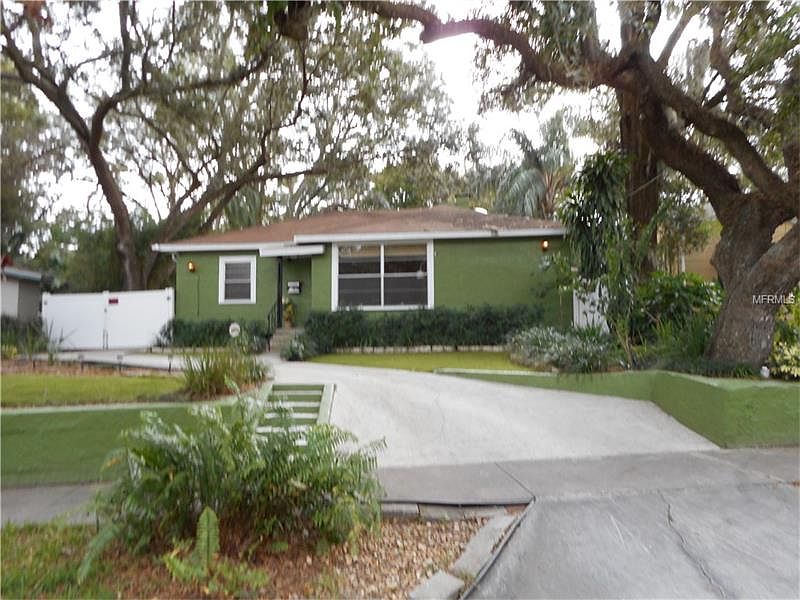 1st image of 1205 E Park Cir