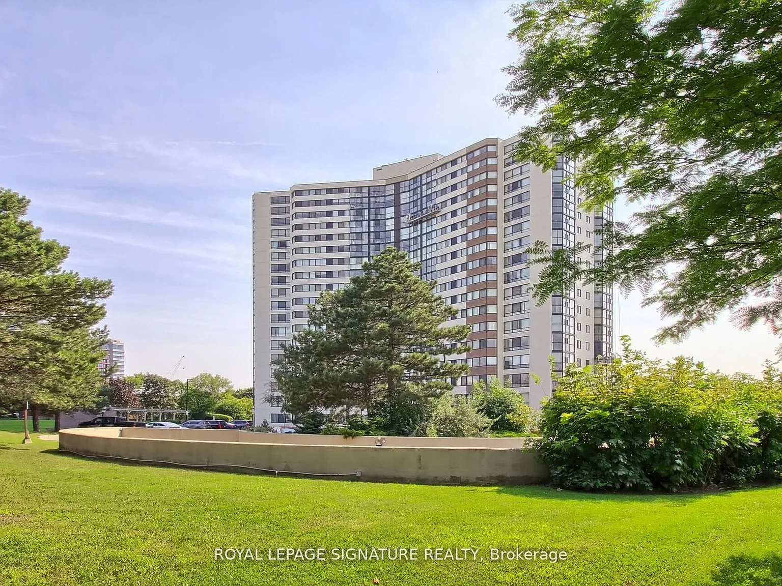 2 bed, $2,600 — Photo 1